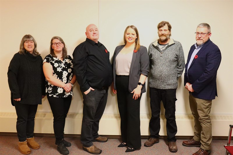 From left to right: Councillor Norma Puckett, Councillor Denina Paquette, Councillor Thomas Slager, Mayor Lauren Hanchar, Councillor William Whimp, Chief Administrative Officer Cam Lockwood.