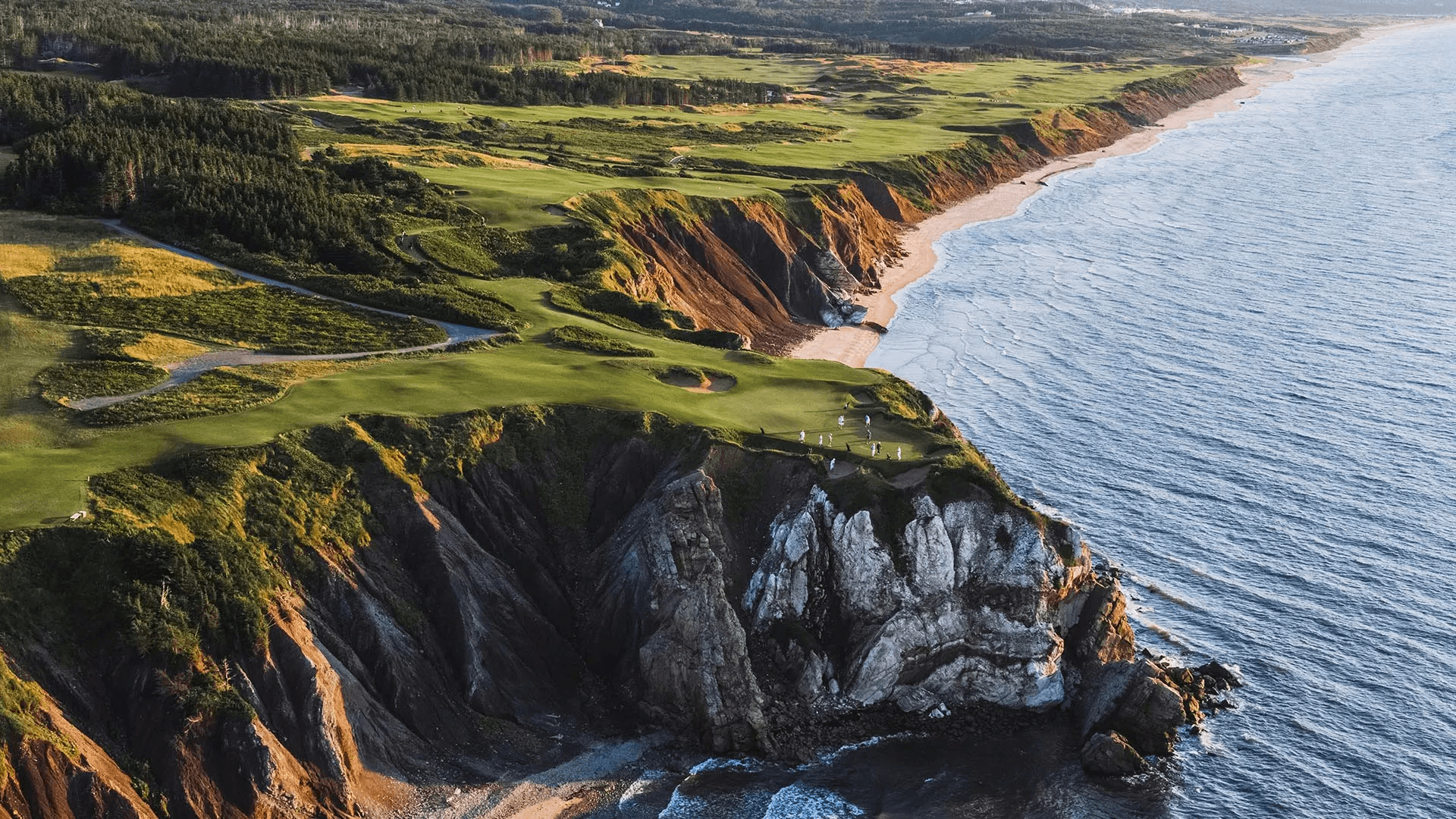 Cabot Cliffs golf course preview